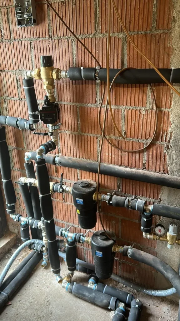 WhatsApp+Image+2025-04-30+at+10.21.10+(2)-1920w Manutenzione di caldaie a Moglia